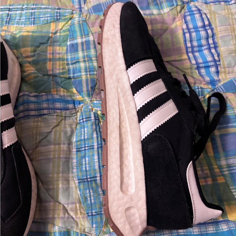 Adidas Men's Black and White Classic Sneakers Retropy E5 size 12. Like new!! - Picture 2 of 9